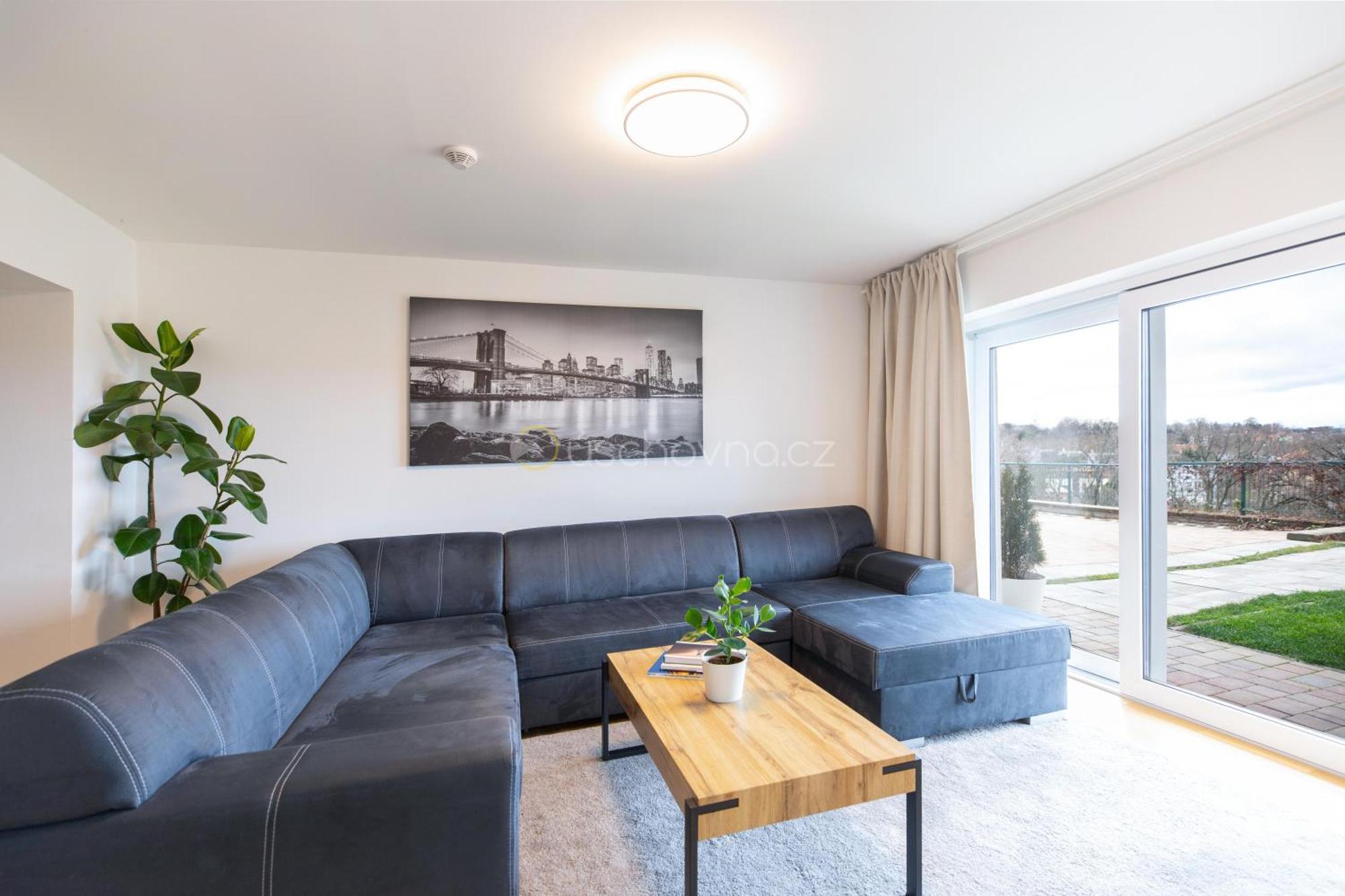 Airport Luxury Apartment & Spa Prag Dış mekan fotoğraf