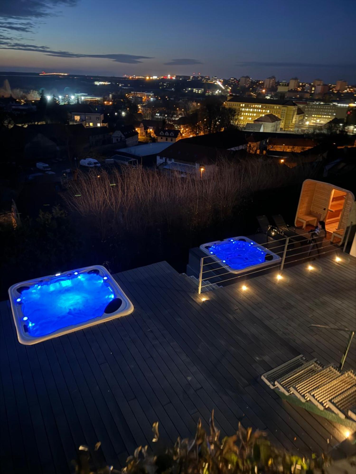 Airport Luxury Apartment & Spa Prag Dış mekan fotoğraf